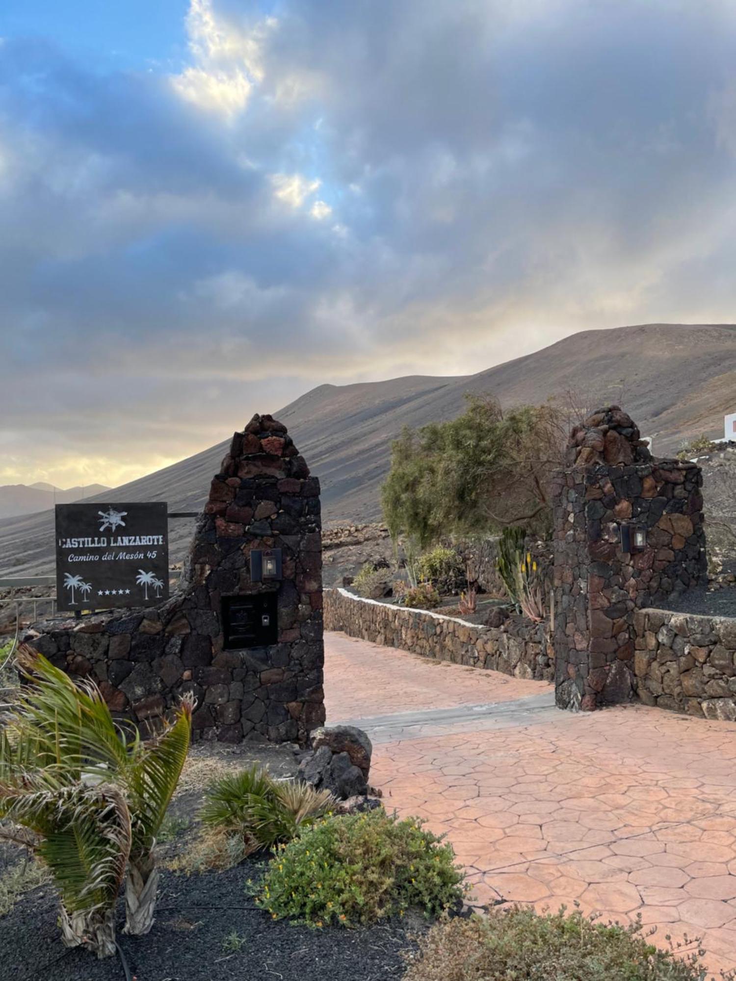Castillo Lanzarote Villa Winni - Luxury Villa - Pet Friendly With Heated Pool La Asomada  Exteriör bild